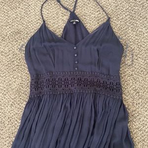 Beautiful Navy flowy  dress 👗